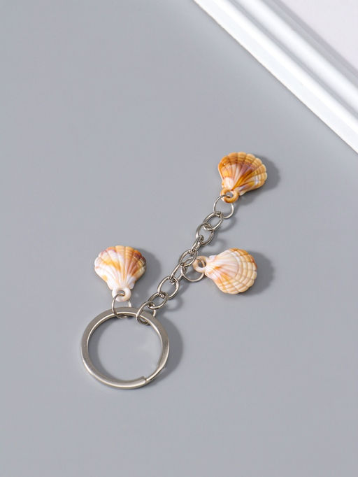 Цена за 12 шт. Брелок для ключей на кольце «Ракушки Гребешок», пластик, 3 ракушки, 2.4×1.8×7 см