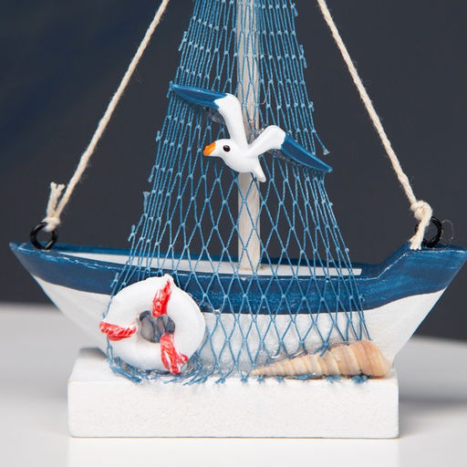 Сувенирная модель корабля «Парусник», голубой, 15×12 см