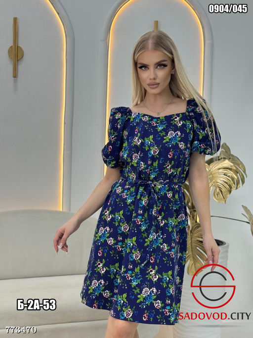 Летнее платье с принтом