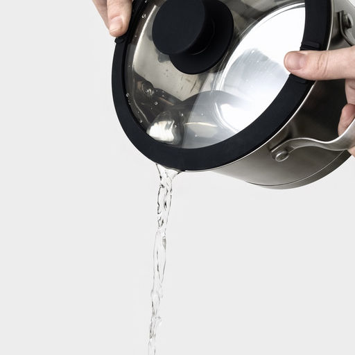 Крышка Magistro, d=18 см, со сливом, с силиконовым ободком и ручкой, жаропрочное стекло