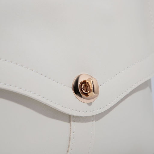 Сумка-мессенджер на клапане, цвет белый - Simaland фото 4