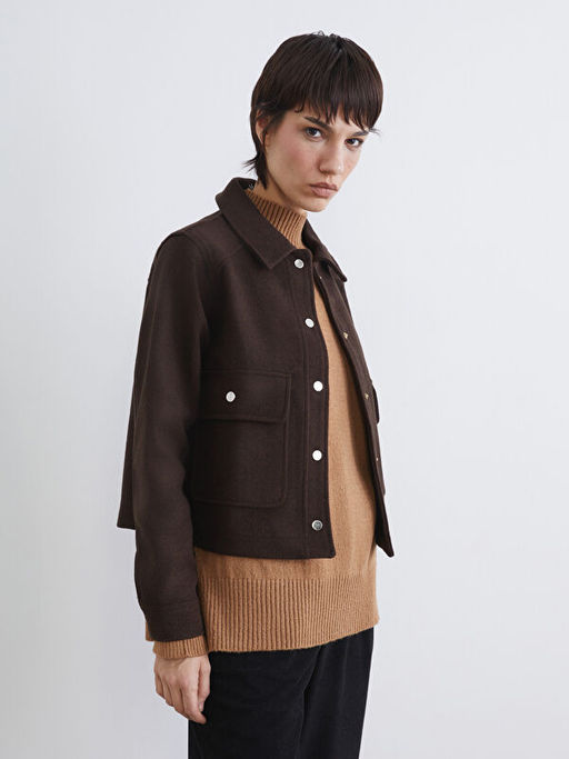 G?mlek Yaka Kad?n Ka?e Ceket