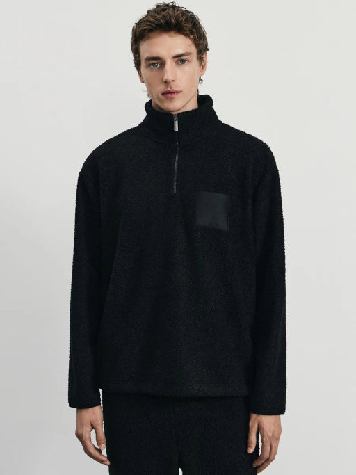 Толстовка relax fit с нашивкой / Zarina