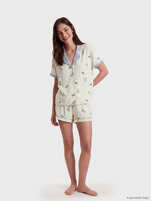 G?mlek Yaka Bask?l? Kad?n ?ortlu Pijama Tak?m?