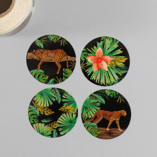 Наклейка бумага Гепарды, тиснение золото, d=3.8 см, 252 шт. в рулоне