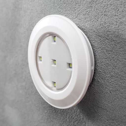 Ночник с ПДУ 16043/1 LED от батареек 3ААА белый 9×9×2 см RISALUX