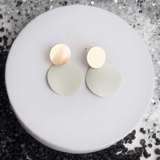 Серьги металл Леди два круга, цвет молочный в золоте - Queen fair фото 2