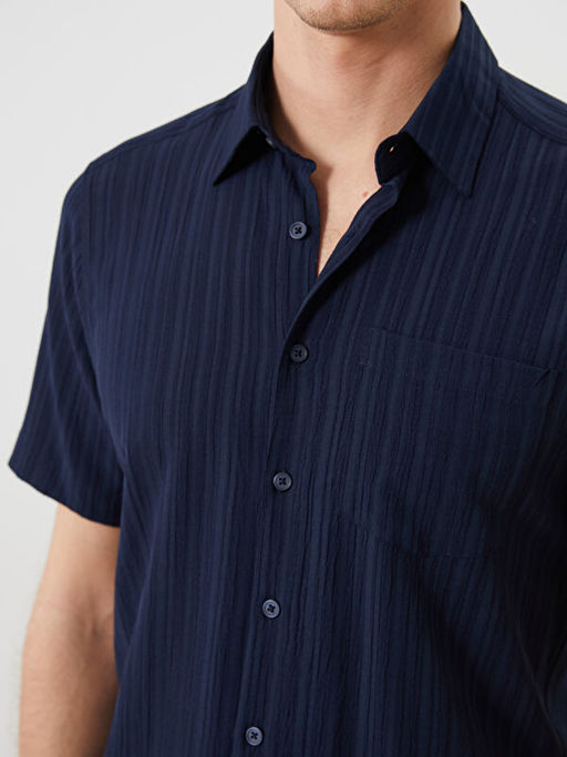 Regular Fit K?sa Kollu Desenli Arm?rl? Erkek G?mlek