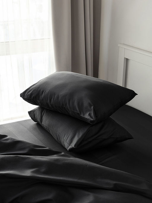 Наволочки сатин-страйп 50x70 (2шт) черный сатин