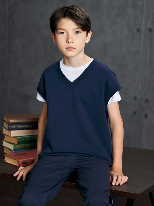 Темно-синий жилет