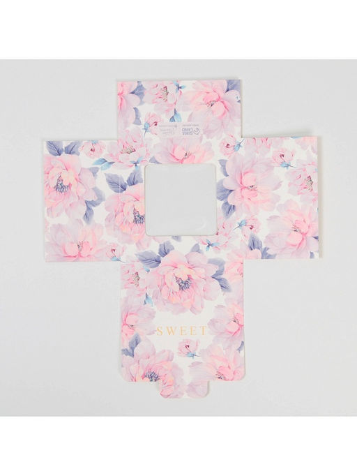 Цена за 5 шт. Коробка для шоколада, кондитерская упаковка, «Цветы», с окном, 10.2×1.4×10.2 см