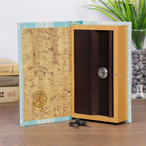 Шкатулка книга-сейф «Мисс очарование», дерево, 21×13×5 см