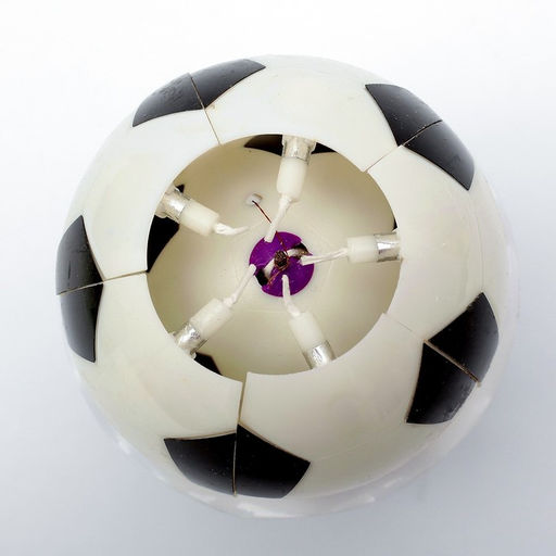 Свеча для торта музыкальная Мяч, бело- чёрная - Simaland фото 5