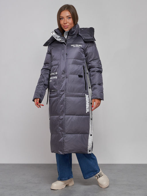 Пальто утепленное молодежное зимнее женское темно-фиолетового цвета 5873TF - Mtforce фото 2