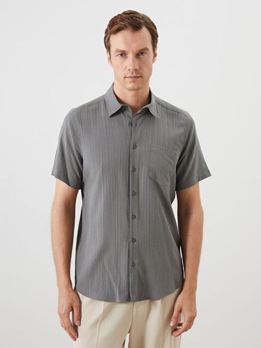 Regular Fit K?sa Kollu Desenli Arm?rl? Erkek G?mlek