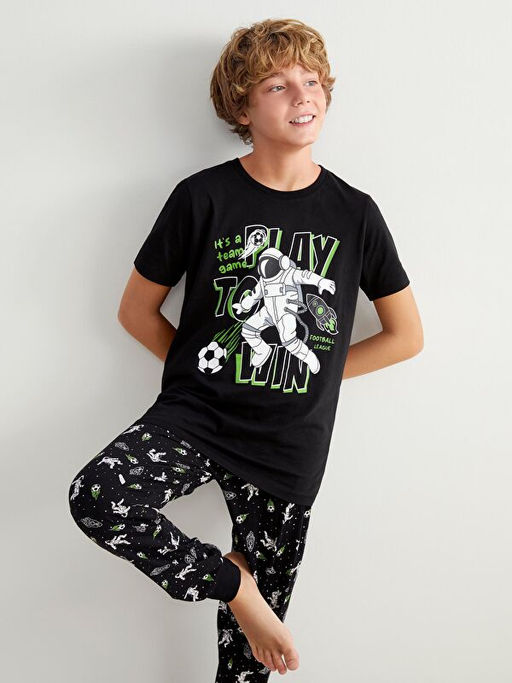 Bisiklet Yaka Erkek ?ocuk Pijama Tak?m?