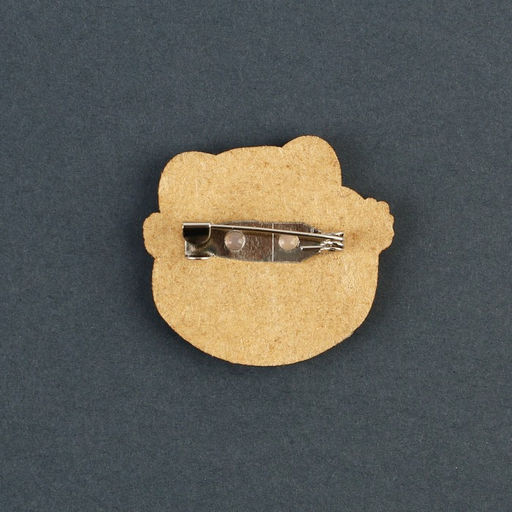 Цена за 2 шт. Значок деревянный Хочу на ручки, 3?2.8 см