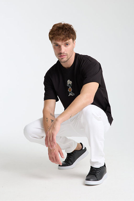 Siyah Oversize/Geni_ Kesim Nak__ Detayl_ %100 Pamuk T-Shirt TMNSS25TS00199 - Trendyolmilla фото 2