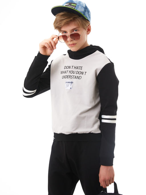 Костюм спортивный