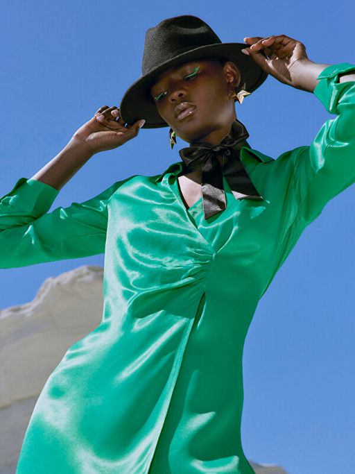 D?z Uzun Kollu Saten Kad?n G?mlek Elbise