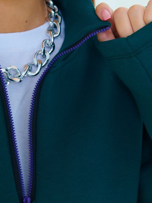 Костюм спортивный