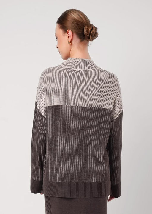 154597/192ак Джемпер жен. (ЧЗ)