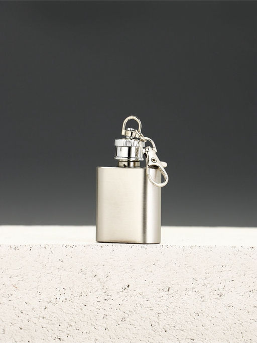 Подарочный набор мужской: гель для душа граната 250 мл и брелок фляжка, Чистое счастье