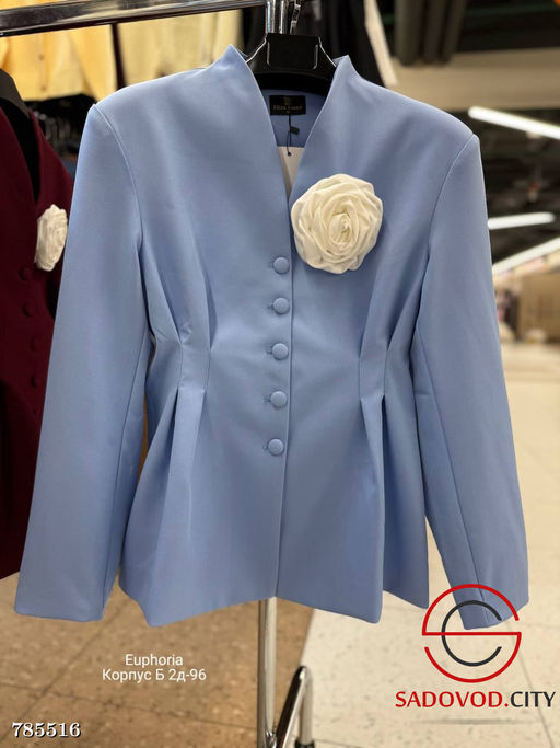 Женский приталенный пиджак с цветком - Bruno фото 7