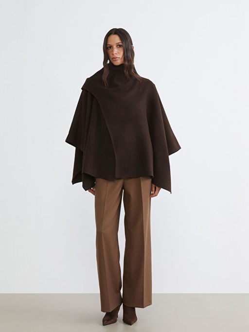 Dik Yaka Kad?n Ka?e Pan?o