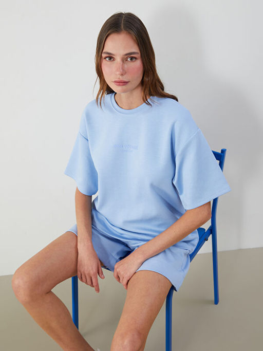 Bisiklet Yaka Bask?l? Oversize Kad?n Ti??rt