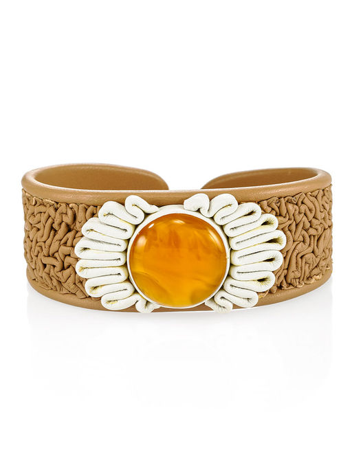 Эффектный браслет из натуральной кожи и медового янтаря Нефертити