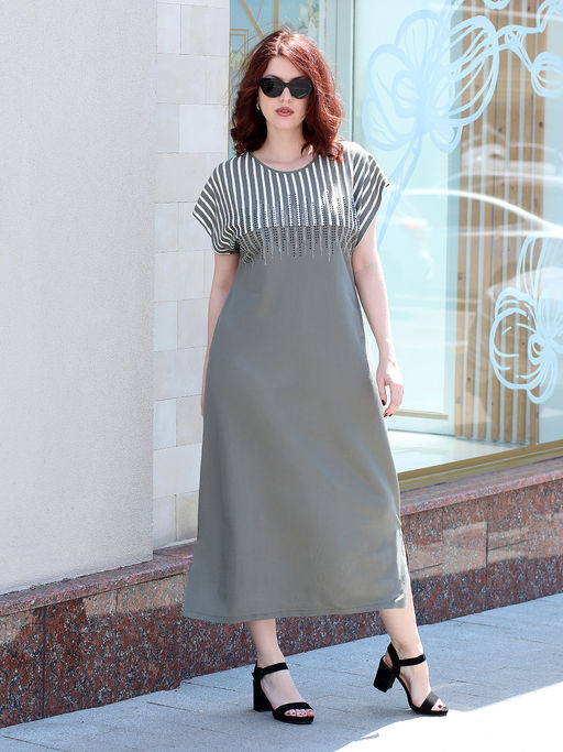 Платье летнее длинное больших размеров со стразами