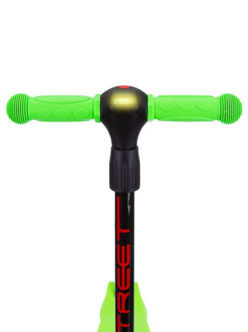 Самокат трехколесный