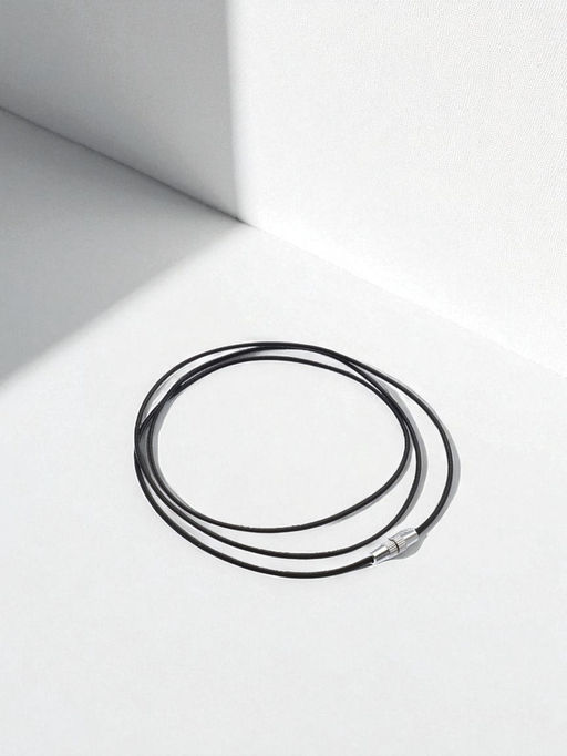 Шнурок нейлон 60 см, чёрный, винтовой замок серебро