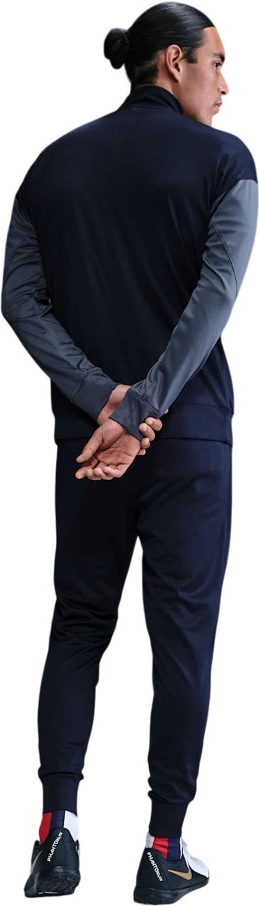 Спортивный костюм мужской