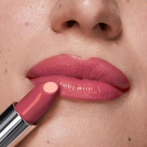 Глянцевая губная помада «СуперУвлажнение» Make up + Care