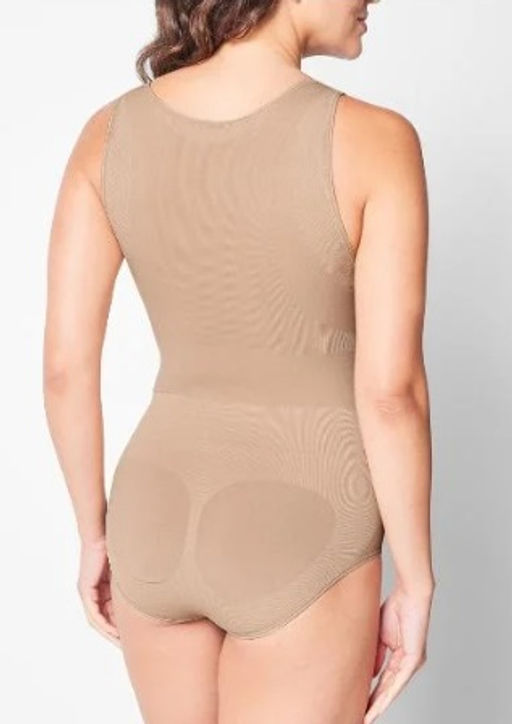 Женский мягкий утягивающий боди ESMARA фото 2