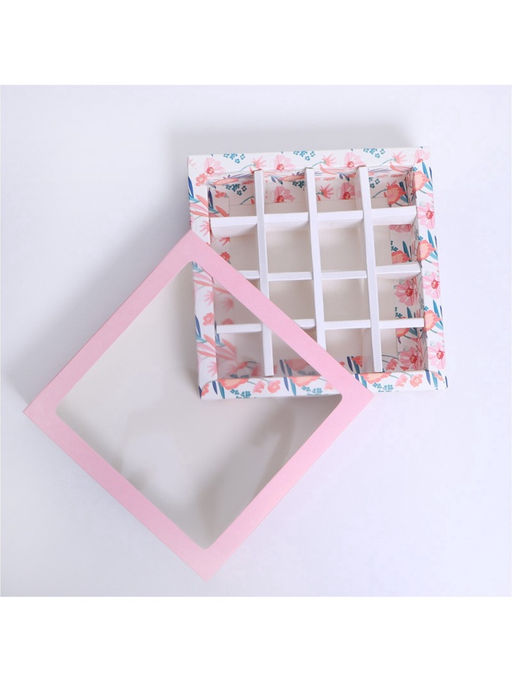 Цена за 5 шт. Коробка для конфет, кондитерская упаковка, 16 ячеек, «Расцветай» 17.7×17.7×3.8 см