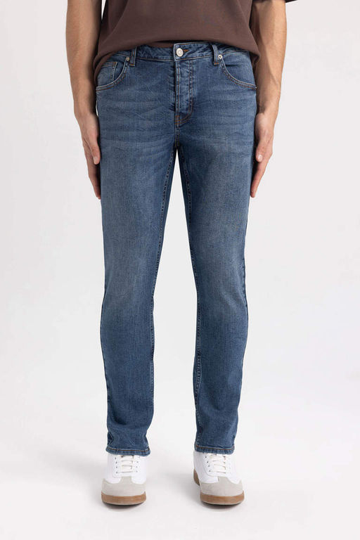 Джинсовые брюки скинни Carlo очень узкого кроя с нормальной талией и очень узкими штанинами