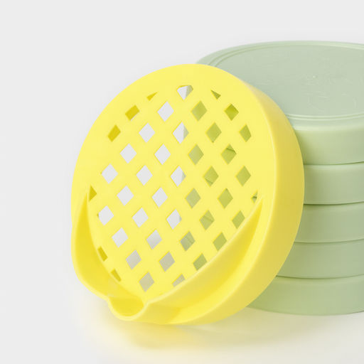 Цена за 2 шт. Крышки для консервирования Альтернатива «Хозяюшка», 82 мм, набор 10 шт., сливная крышка в подарок, МИКС