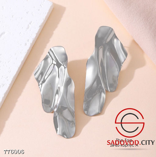 Крупные женские серьги