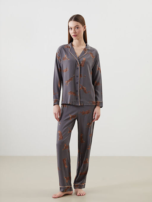 G?mlek Yaka Leopar Desenli Kad?n Pijama Tak?m?