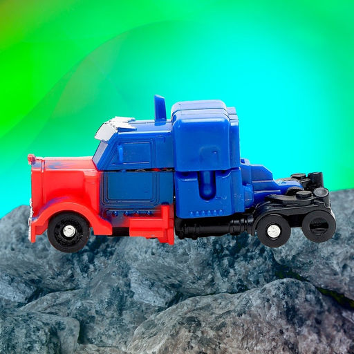 Робот «Автобот», трансформируется