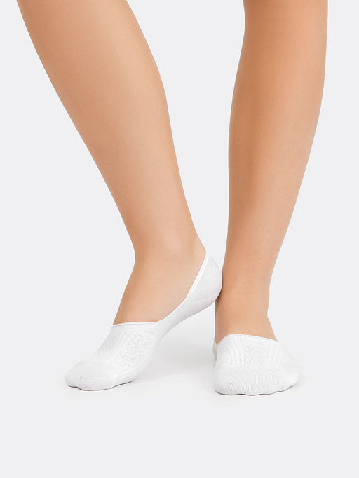 Цена за 5 пар! Женские ажурные подследники белого цвета с нанесением силикона - Mark formelle фото 2