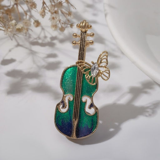 Брошь «Скрипка с бабочкой», синяя, зелёный в золоте