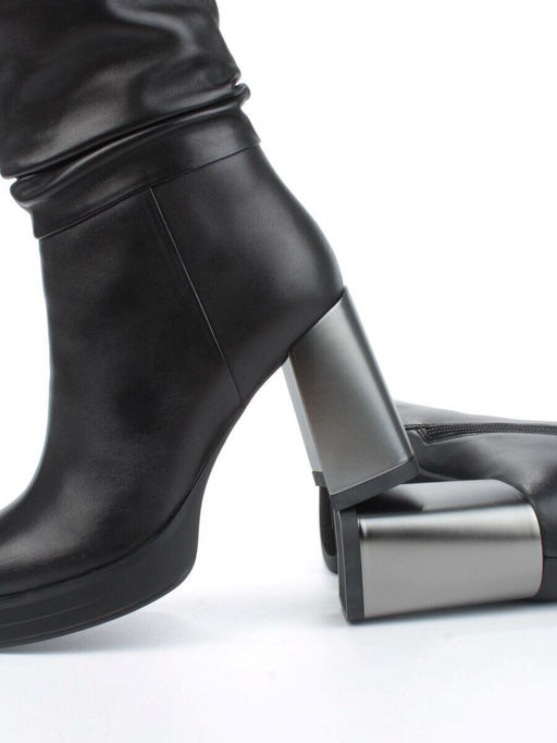 02-B6233-6051-3BM-1 BLACK Сапоги зимние женские (натуральная кожа, натуральный мех)