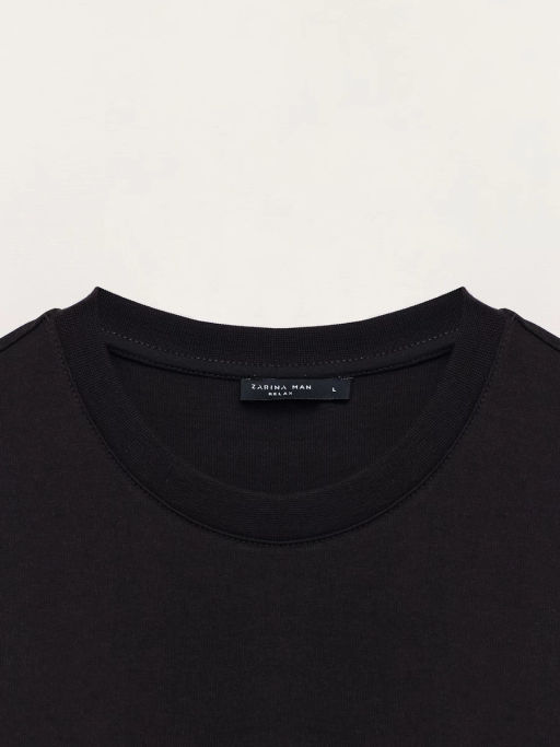 Базовая футболка relax fit / Zarina