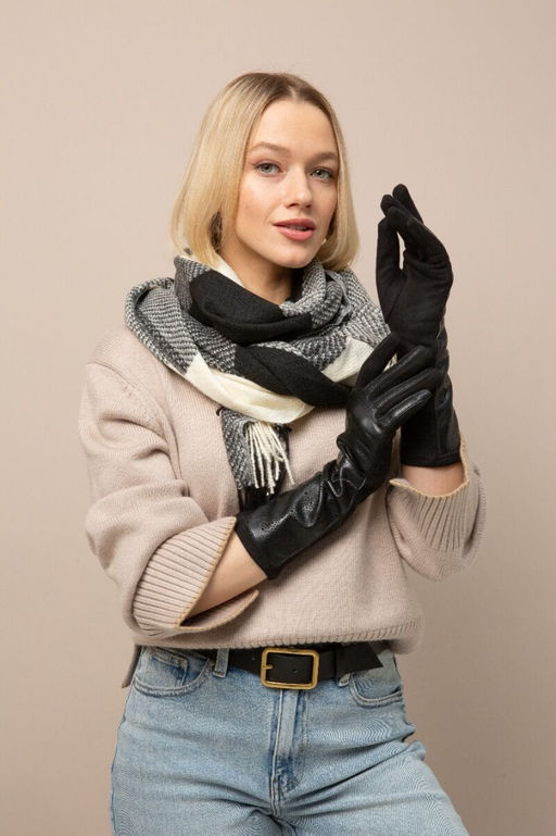 Палантин с классическим клетчатым принтом