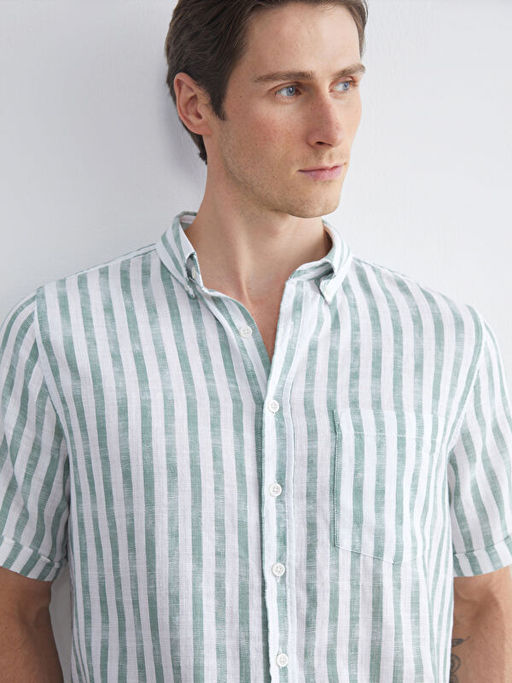 Regular Fit K?sa Kollu ?izgili Poplin Erkek G?mlek