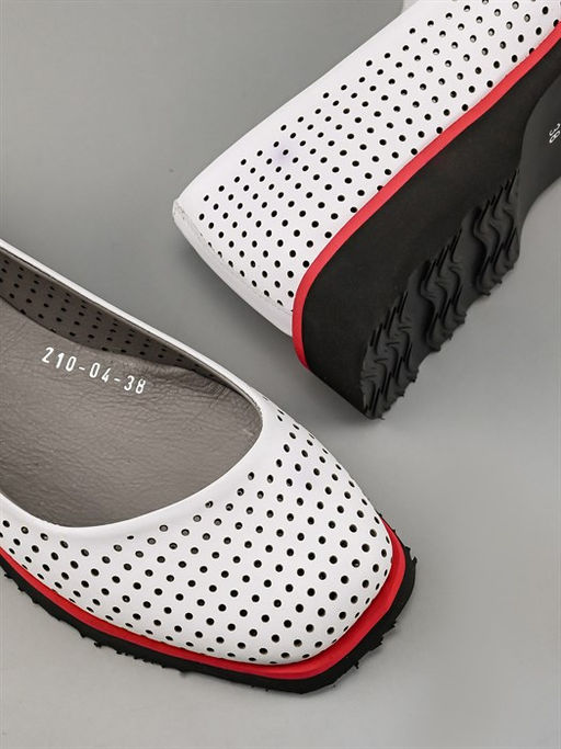 Туфли модельные на выход и на работу 210-04-08